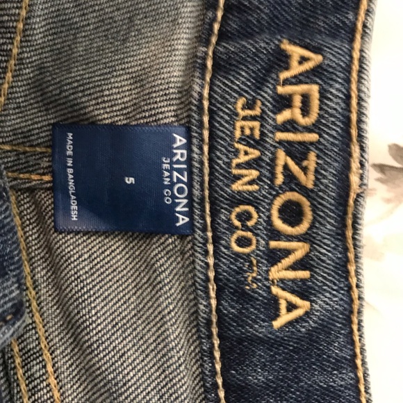 Arizona Jean shorts - Picture 1 of 2